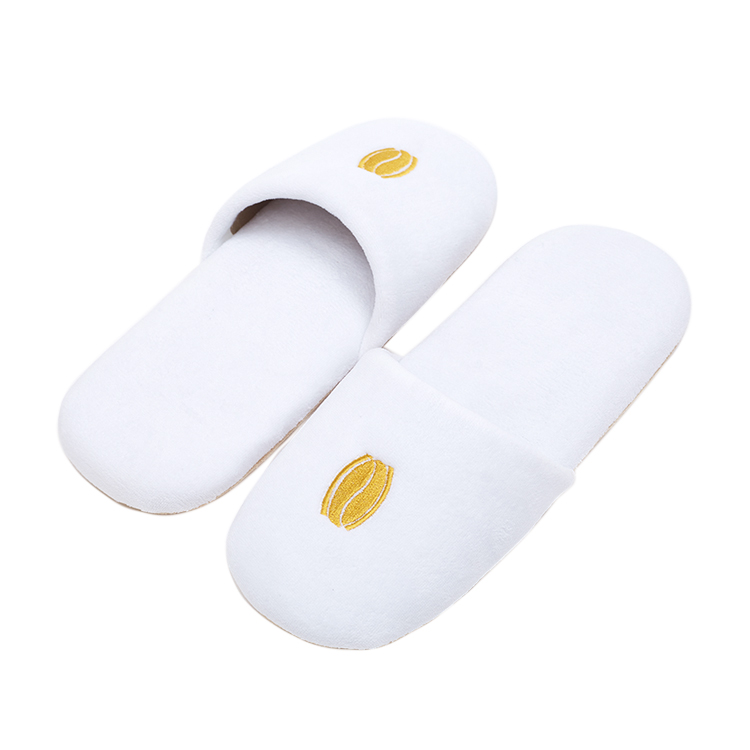 Custom White Disposable Spa Slippers with Gold Embroidery – Luxury Hotel Slippers Manufacturer