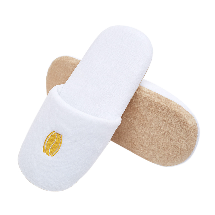 Custom White Disposable Spa Slippers with Gold Embroidery – Luxury Hotel Slippers Manufacturer