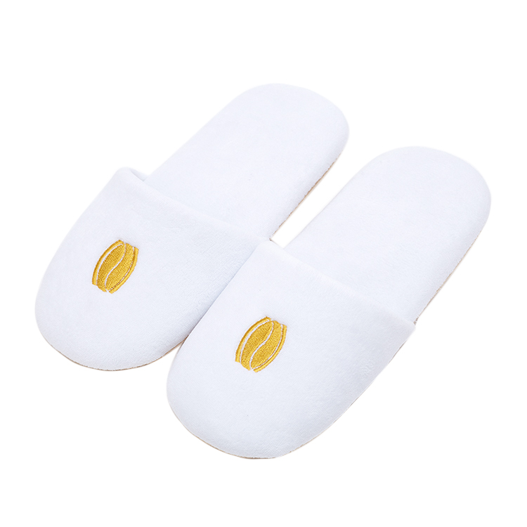 Custom White Disposable Spa Slippers with Gold Embroidery – Luxury Hotel Slippers Manufacturer