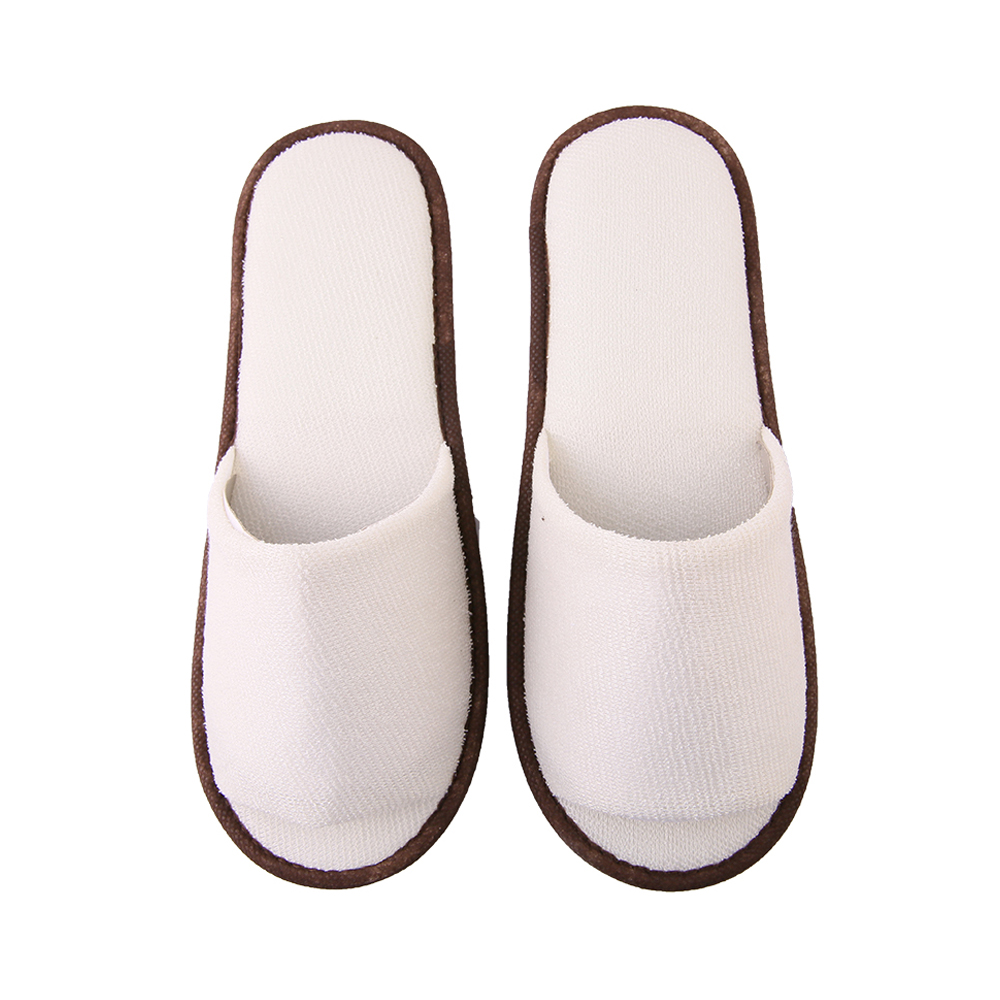 White Open Toe Disposable Spa Slippers with Brown Trim – Hotel Guest Slippers Bulk Supply & Custom Manufacturer