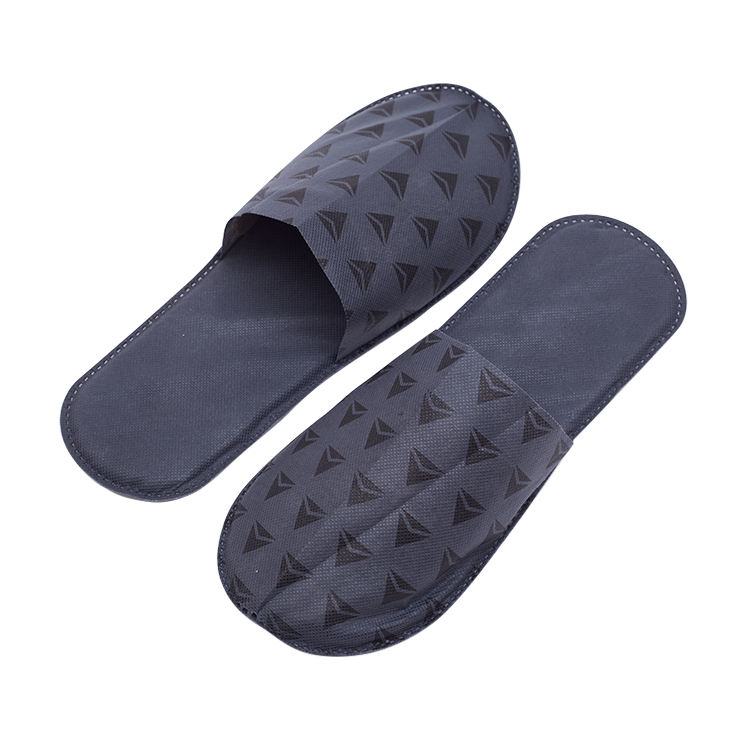 Factory Direct Gray Printed Non-Woven Hotel Slippers – Affordable One-Piece Disposable Footwear for Bulk Hotels & SPA