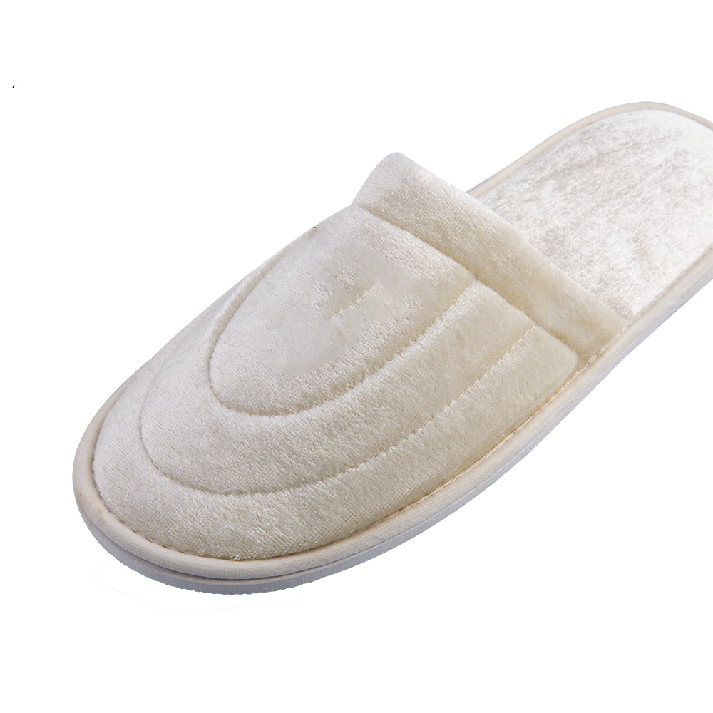 White Velour Closed Toe Hotel Slippers – Soft Hospitality Guest Slippers Bulk Supply & Custom Manufacturer