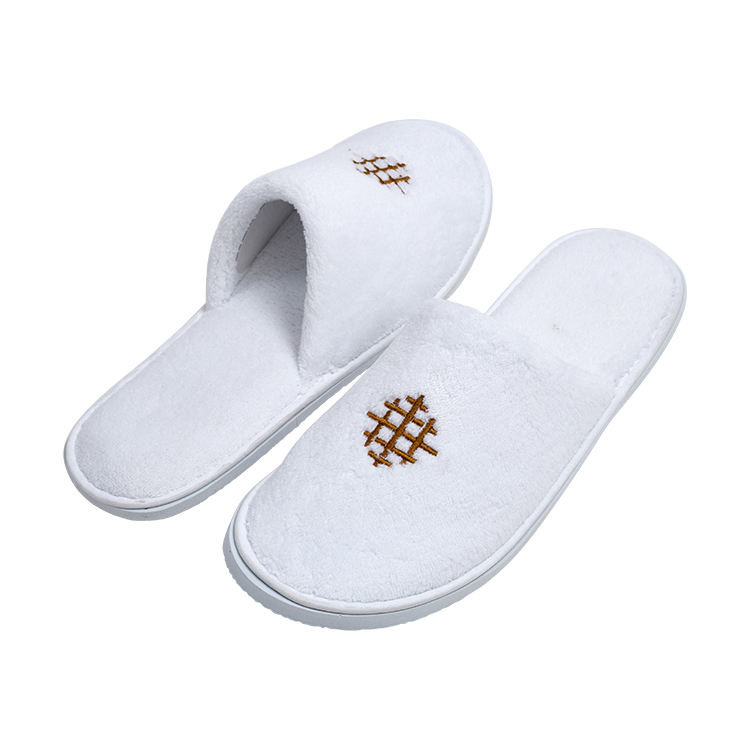 Bulk Coral Fleece Hotel Slippers Soft and Comfortable for Hotels