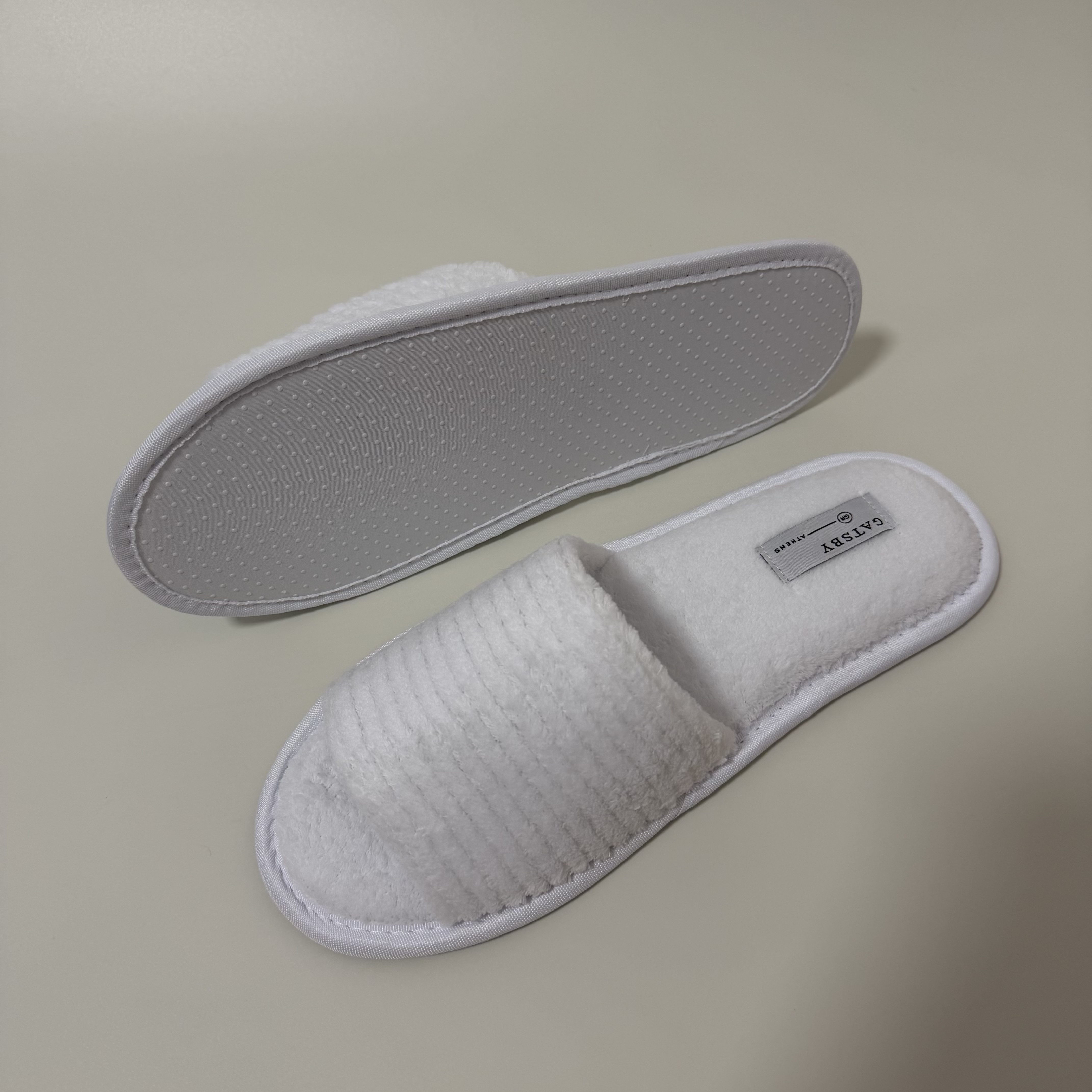 Custom White Open Toe Coral Fleece Hotel Slippers Manufacturer | Wholesale Soft Hospitality Slippers