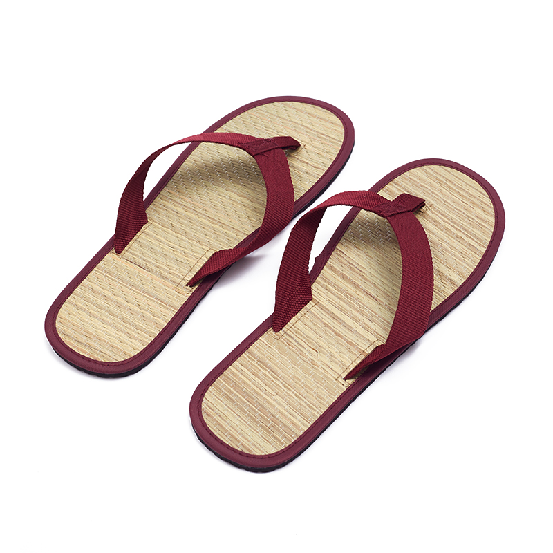 Custom Bamboo Hotel Flip Flops – Bulk Spa & Resort Slippers Supplier