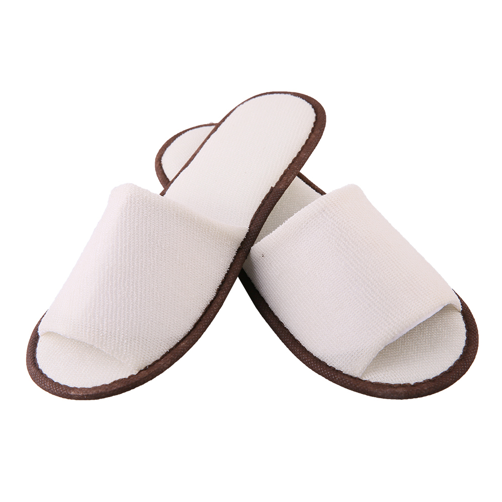 White Open Toe Disposable Spa Slippers with Brown Trim – Hotel Guest Slippers Bulk Supply & Custom Manufacturer