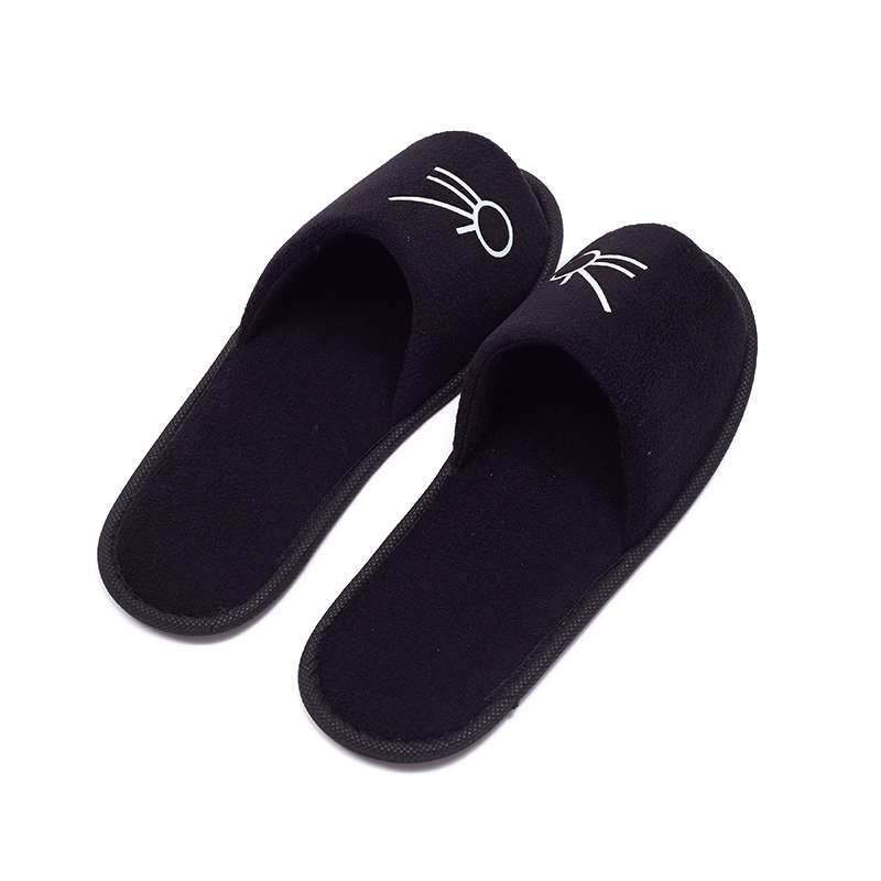 Black Velour Hotel Slippers – Soft Disposable Spa Guest Slippers Bulk Supply & Custom Manufacturer