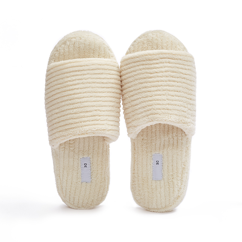 Luxury Coral Fleece Disposable Slippers – Bulk Custom Hotel & Spa Footwear Supplier