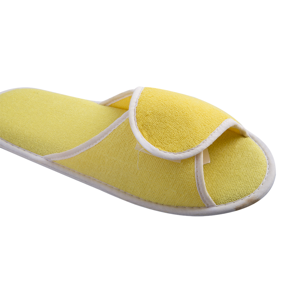 Yellow Medical Disposable Slippers – Non-Slip Hospital & Hotel Guest Slippers Bulk Supply Manufacturer