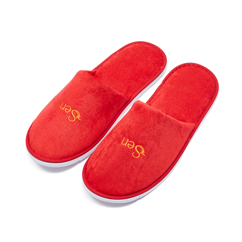 Red Woman Velour Hotel Slippers with Non-Slip Sole – Soft Spa Guest Slippers Bulk Supply & Custom Manufacturer