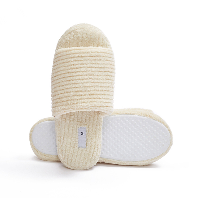 Custom Yellow Hotel Slippers Manufacturer | Wholesale Soft Thick Foam Slippers for Hospitality