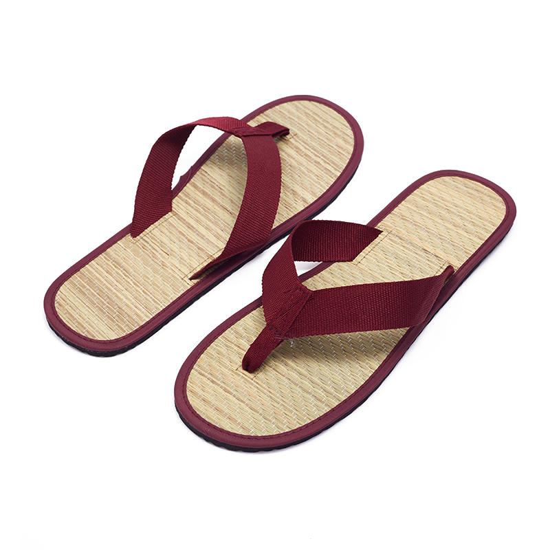 Custom Bamboo Hotel Flip Flops – Bulk Spa & Resort Slippers Supplier