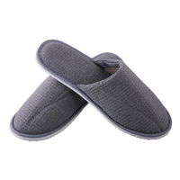 Custom Gray Waffle Hotel Slippers – Soft Non-Slip Spa & Home Comfort, Bulk Supplier & Manufacturer